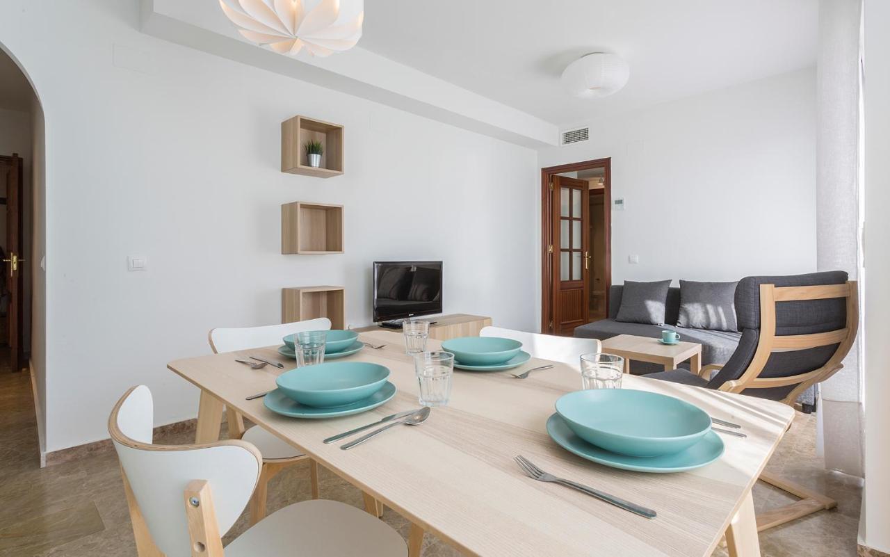 Appartement Azvalia - La Estacion, Piscina Y Junto A La Renfe à El Puerto de Santa María Extérieur photo
